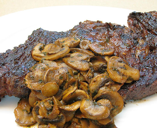 barbequed prime rib with mushrooms