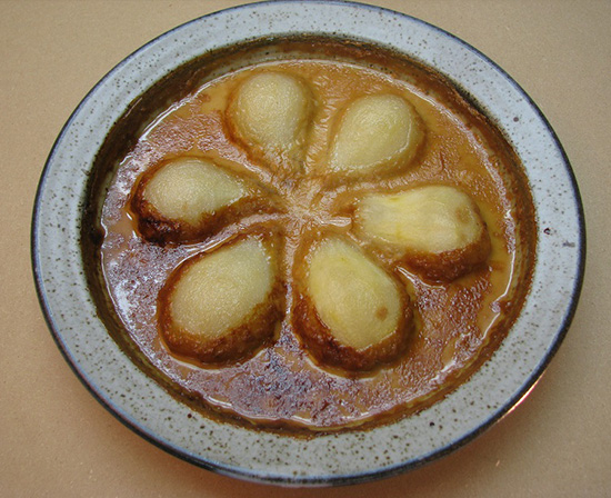 roasted pears with caramel cream sauce
