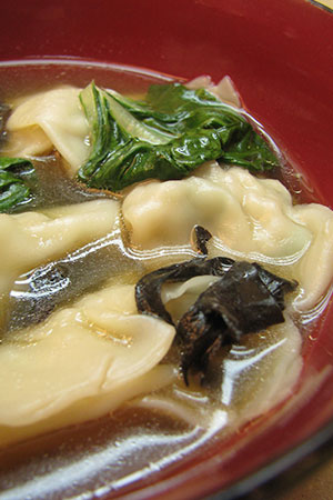 wonton soup with bok choy and mushrooms