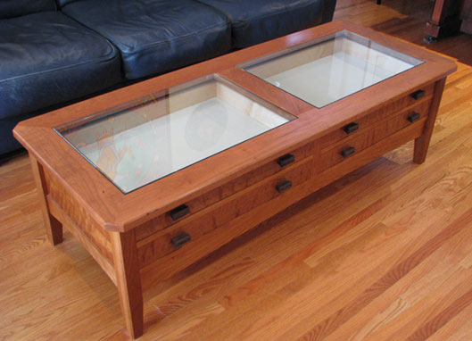 Fine Collectibles Display Table